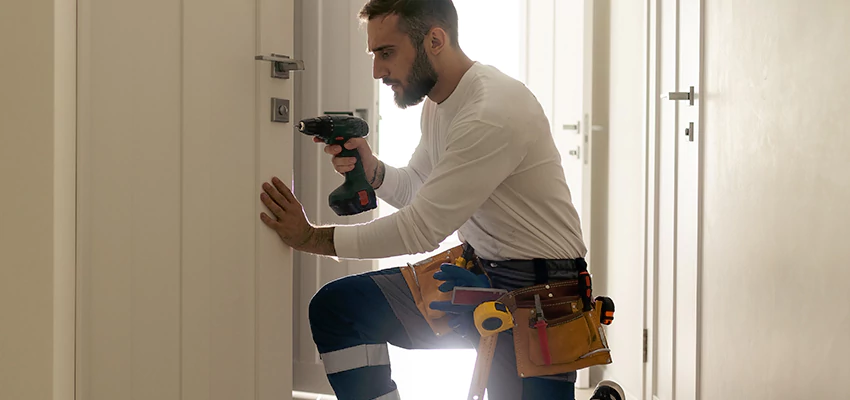 Mailbox Lock Installation Expert in Bellflower, California
