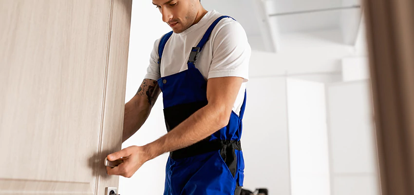 Car Lock Repair And Installation Expert in Bellflower, CA