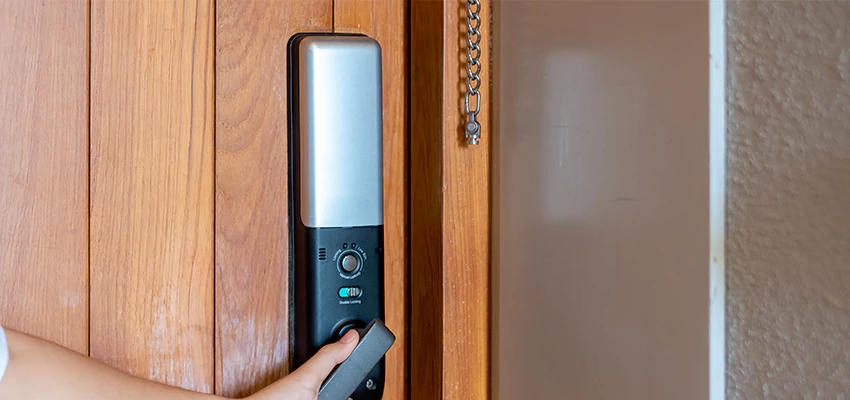 Home Security Electronic Locks Upgrades in Bellflower, CA