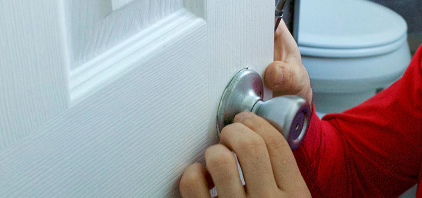 Vintage Door Knob Replacement in Bellflower, CA
