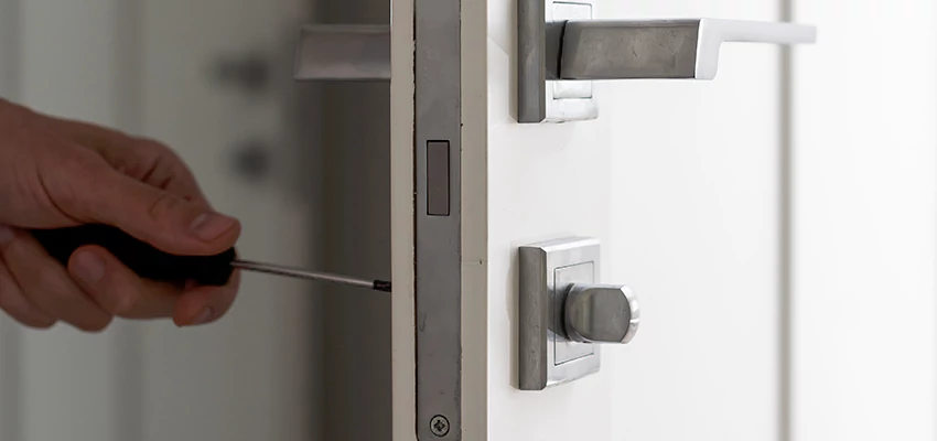 Key Programming Locksmith Open Now in Bellflower, California